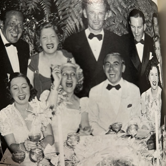 George Burns All My Best Friends Hard Covered Collectors Book - Picture 8 of 11